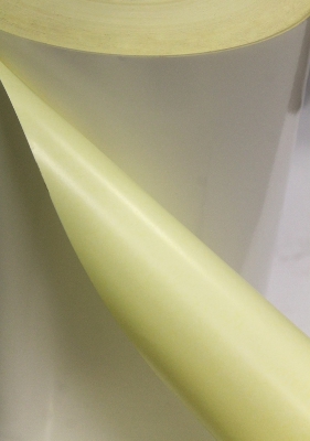 Applying glue to roll materials, фото №2